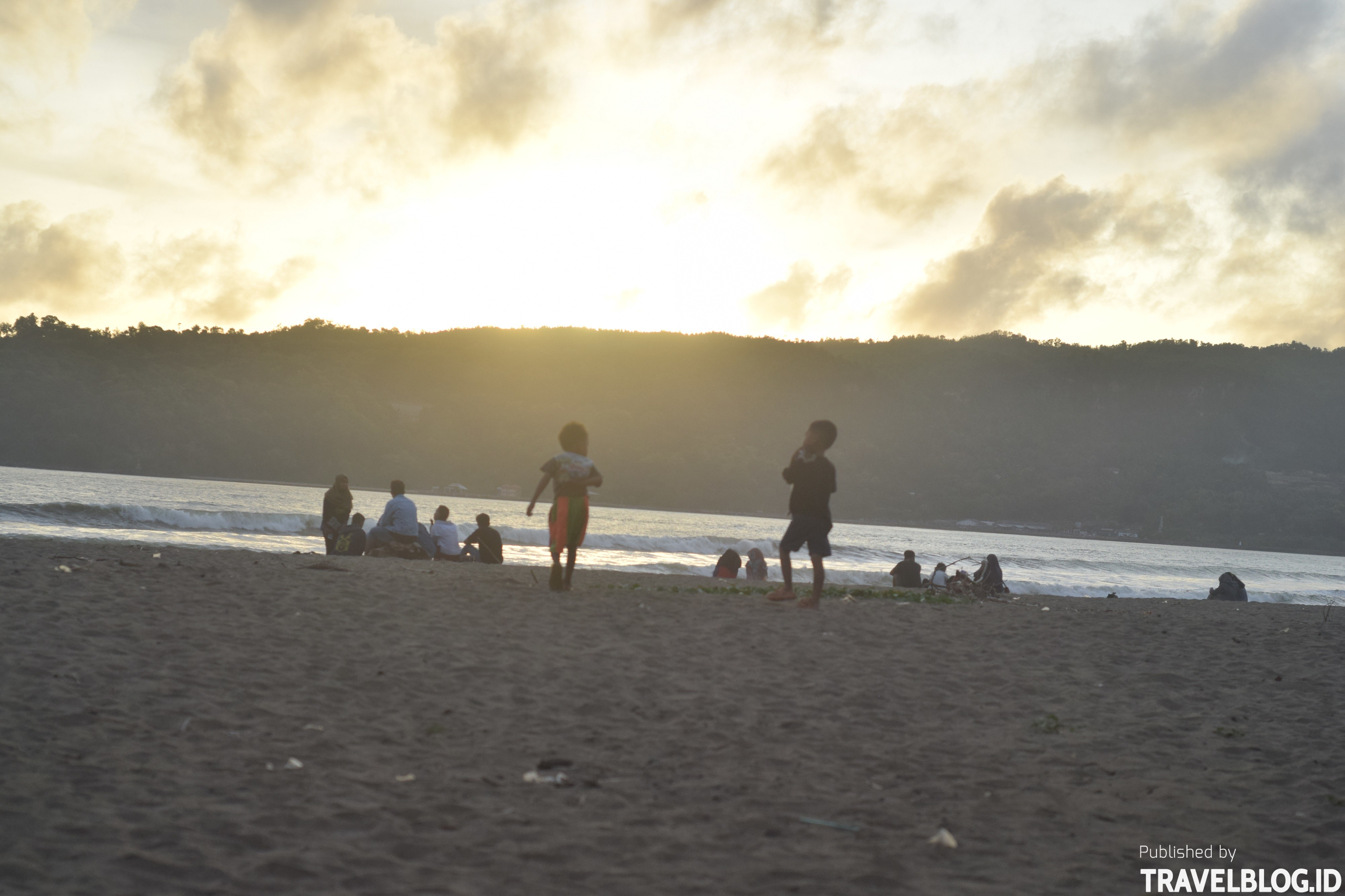 Menikmati Keindahan Di Pantai Selatan Travel Blog Indonesia