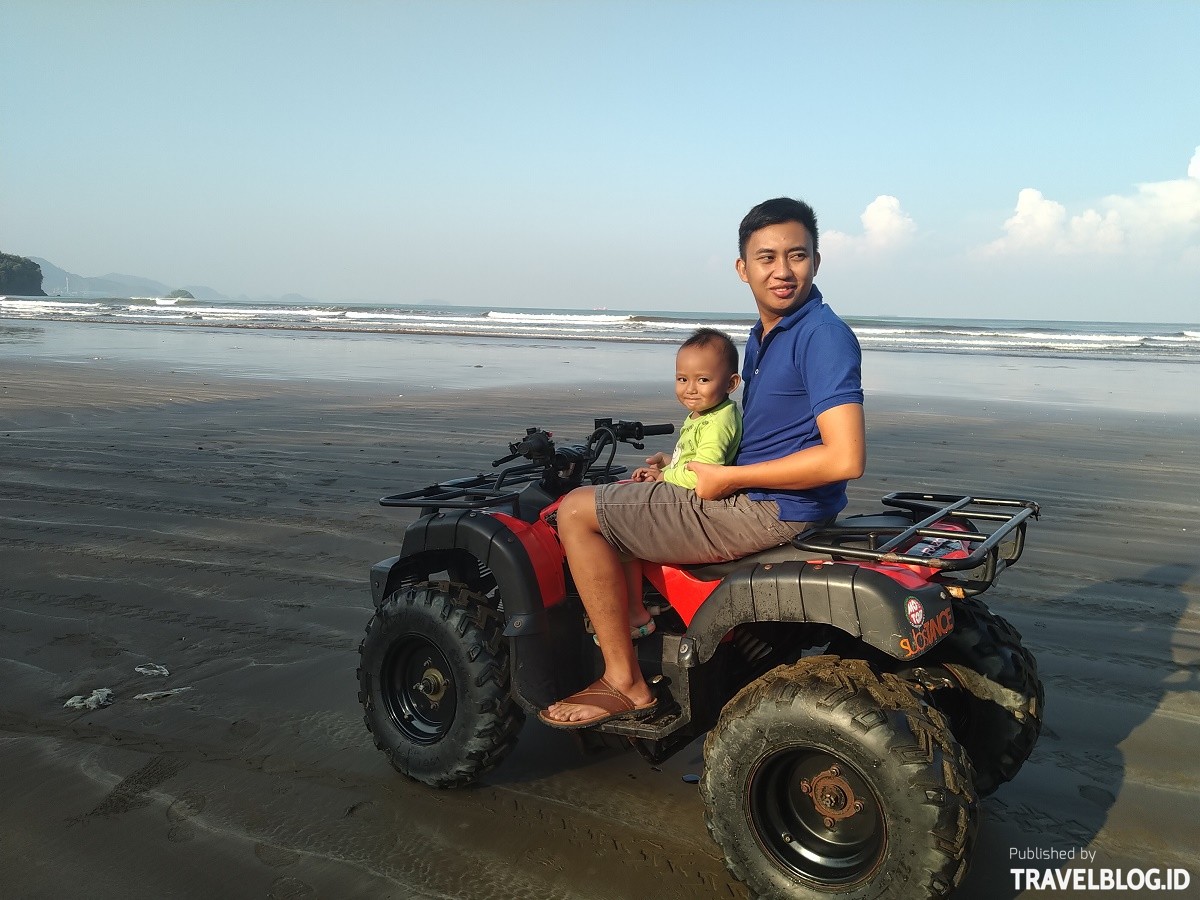 Pantai Air Manis Tur Keluarga Yang Harus Dikunjungi Di Padang Markicabs