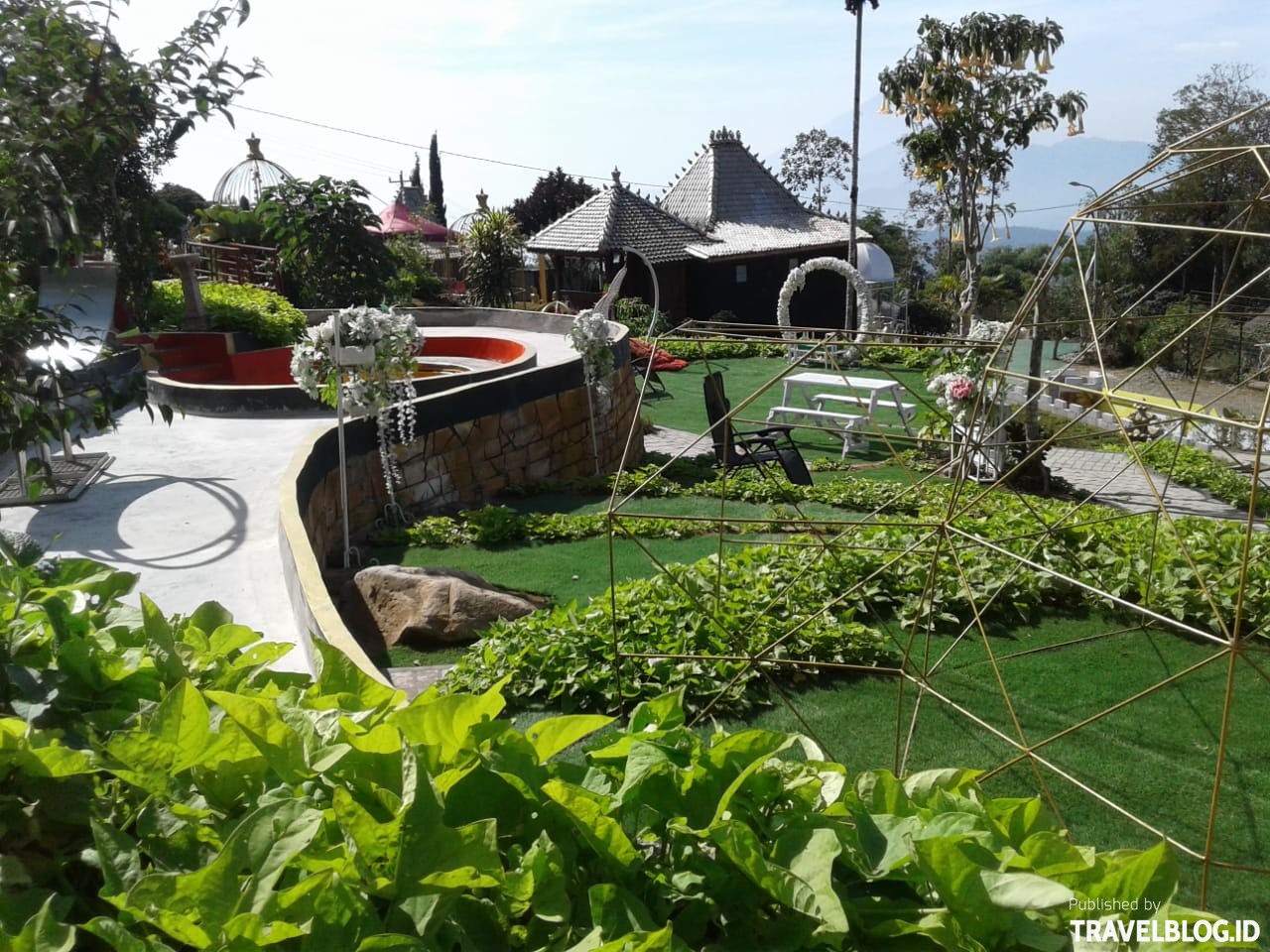 King Garden Bandungan Tempat Selfie Dan Nongkrong Paling Seru Di